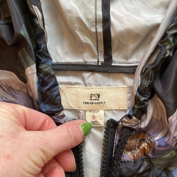 Thread & Supply windbreaker - Picture 2 of 6
